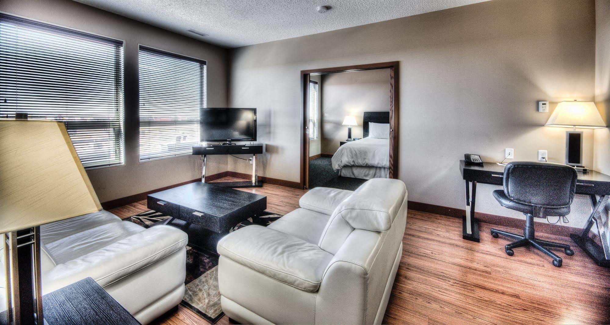 Grand Inn & Residence- Grande Prairie Zewnętrze zdjęcie